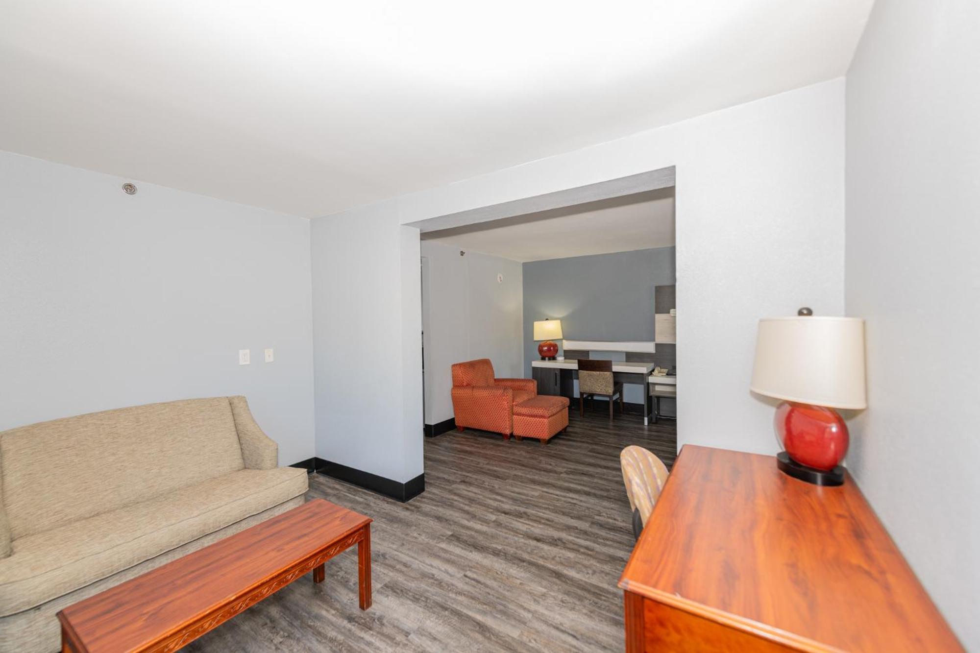 Jamestown Inn & Suites Riverdale Buitenkant foto