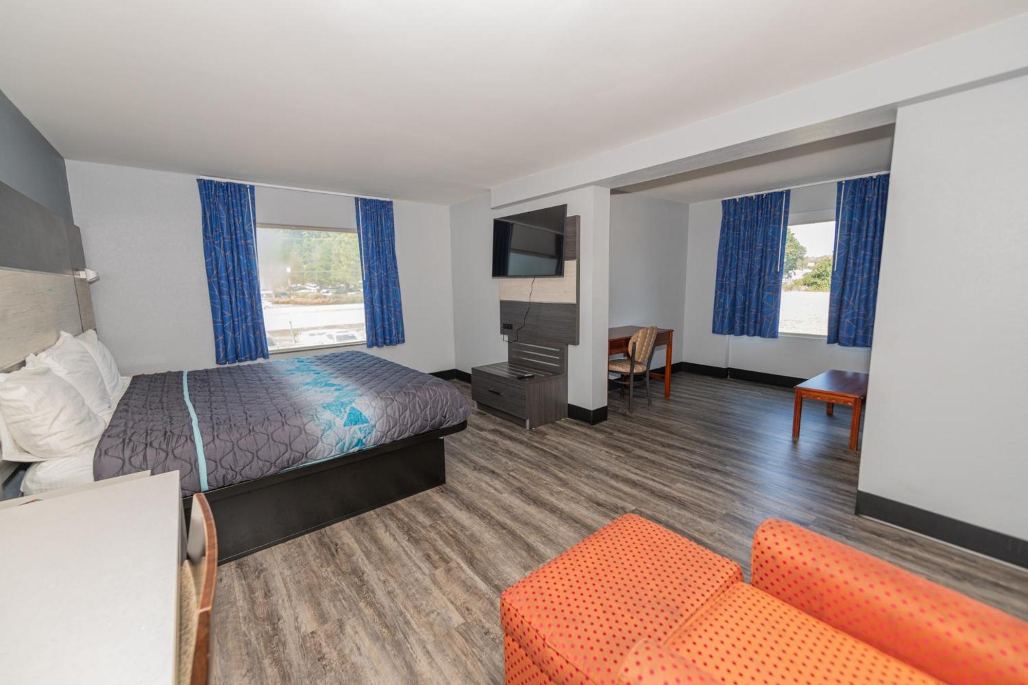 Jamestown Inn & Suites Riverdale Buitenkant foto