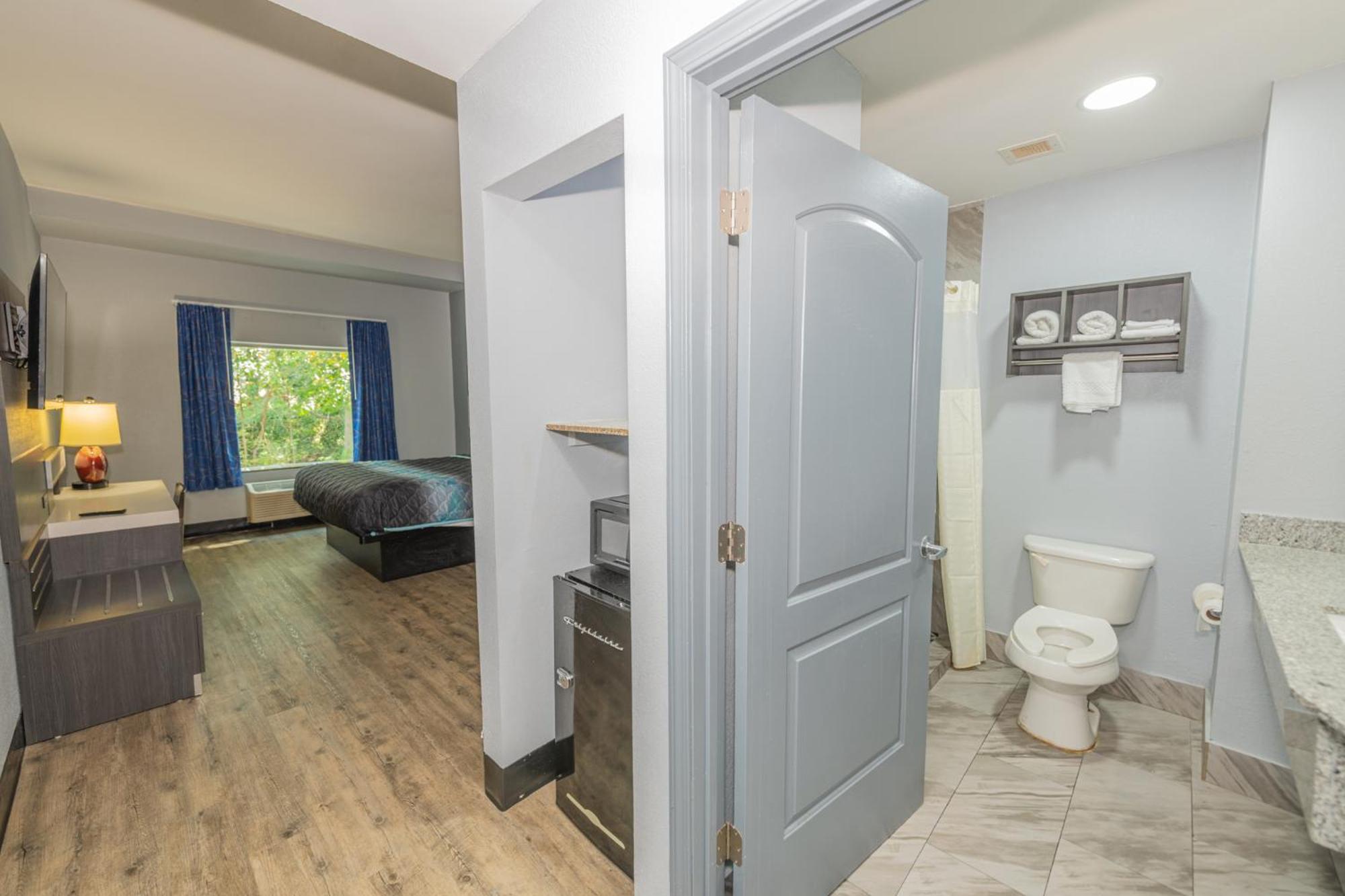 Jamestown Inn & Suites Riverdale Buitenkant foto